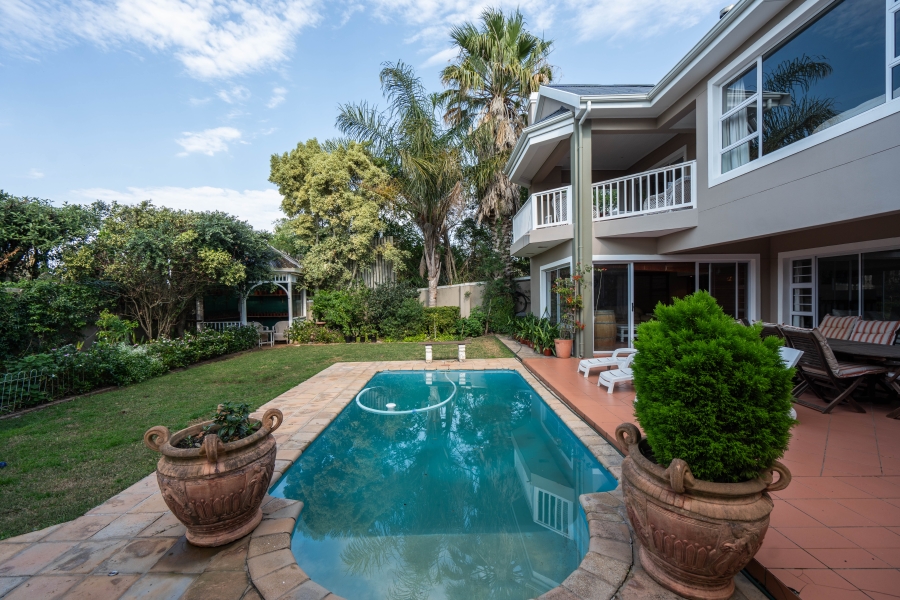 5 Bedroom Property for Sale in Seafield Eastern Cape